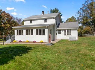 18 Still Hill Rd, Sandy Hook, CT 06482
