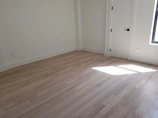 Rented by Bruma Realty LLC | media 19