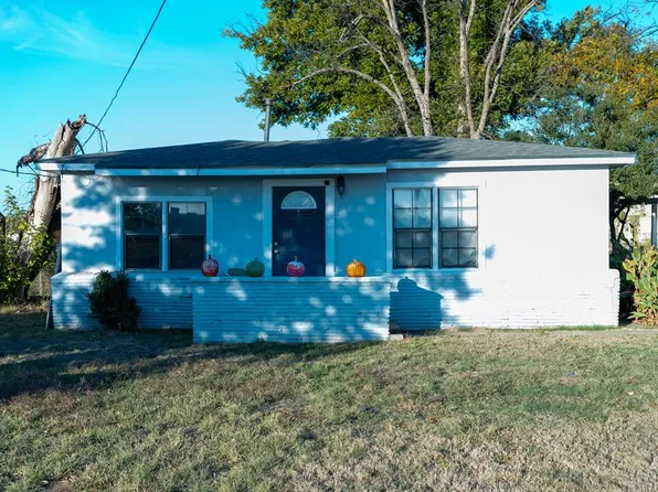 109 S Hickory St, Ballinger, TX 76821