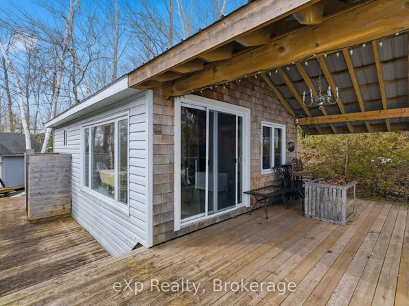 99 Teddy Bear Ln, South Bruce Peninsula, ON N0H 2T0