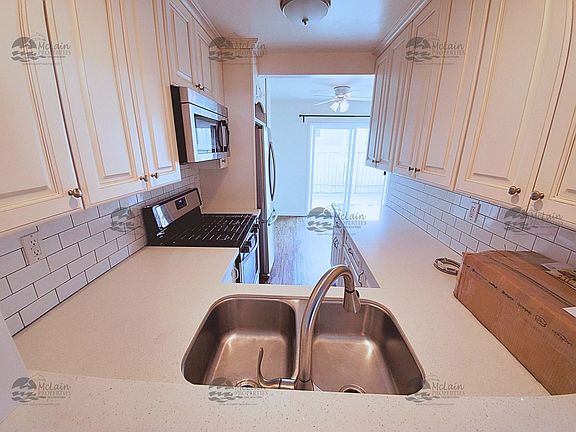 3rd image of 4193-4199 Illinois St #4195