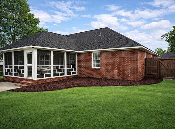 3rd image of 1036 Shortleaf Dr