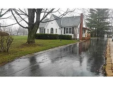 189 East St photo 1