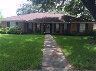 5107 Arrowhead Dr, Baytown, TX 77521