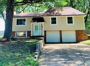 1520 SE Piccadilly St, Blue Springs, MO 64014
