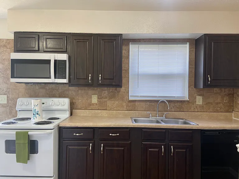 The Woods Apartments — Photo 54