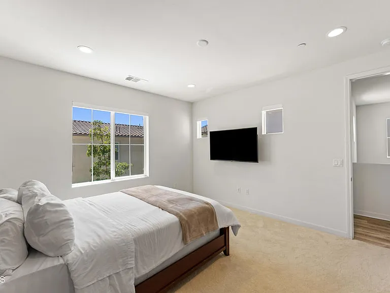 2353 Nicklaus St — Photo 22