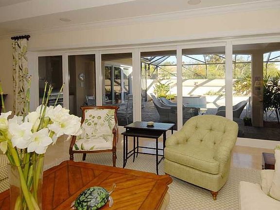 3rd image of 918 Cove Pointe Pl