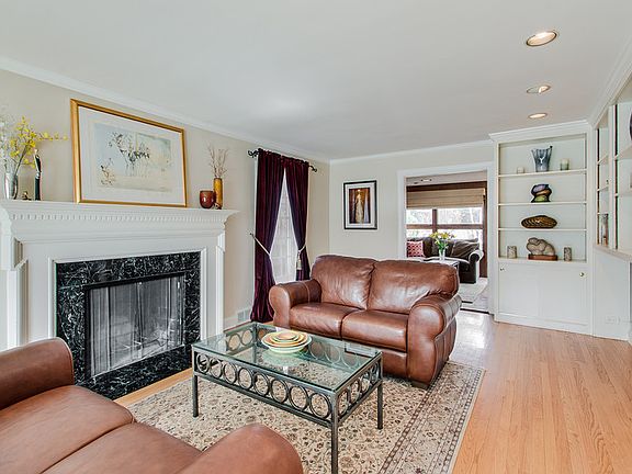 4th image of 959 Marion Ave