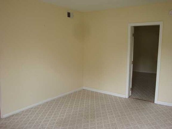 5th image of 1107 Canal St