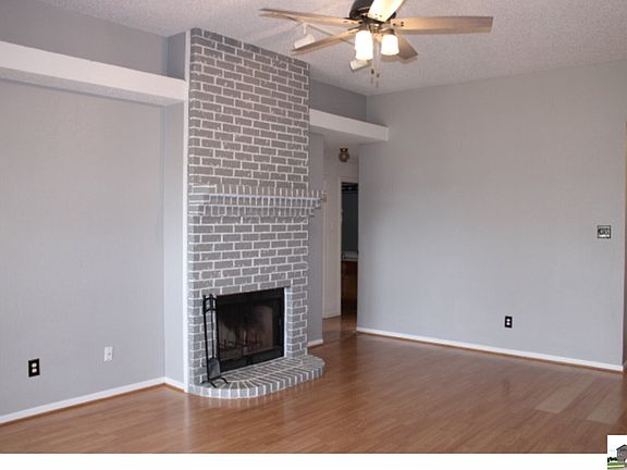 3rd image of 501 Courtney Ln