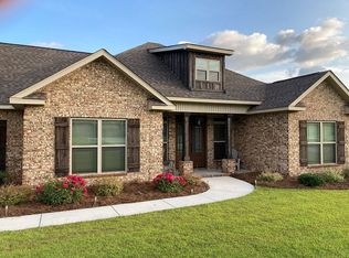 270 Hathersage Dr, Kathleen, GA 31047