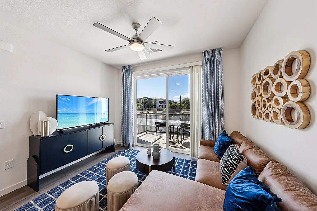Building Photo - Fora Apartments
