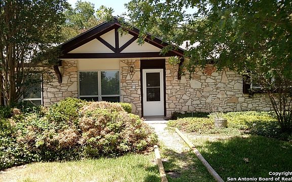 3rd image of 7805 Rainey Meadow Ln