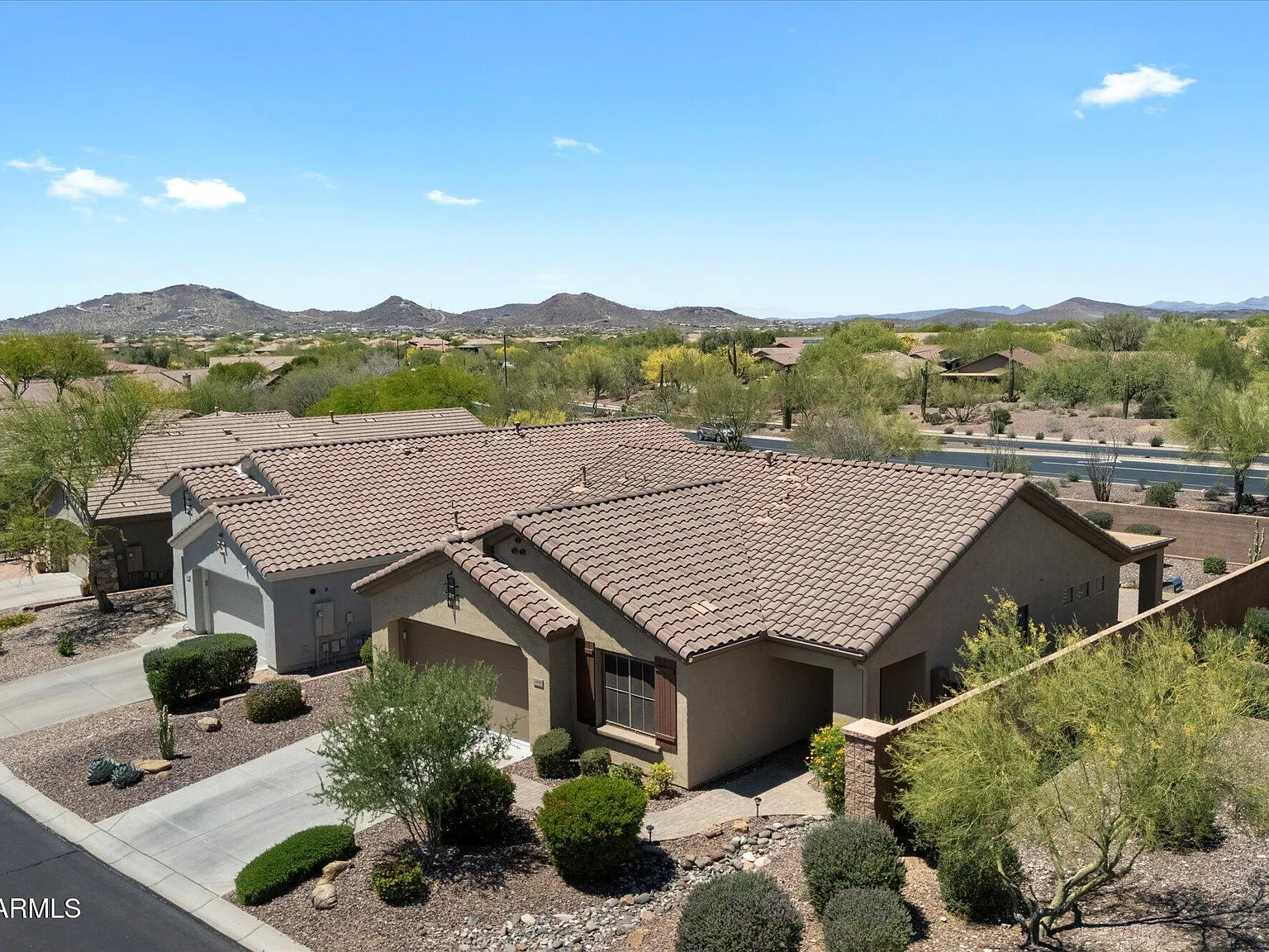 2 bed, 2.0 bath, 1510 sqft, $3,000 — Photo 3