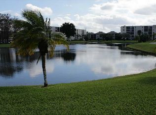 7900 NW 50th St APT 107, Lauderhill, FL 33351