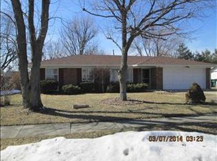 3001 N Winston Dr, Muncie, IN 47304
