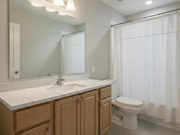 1127 Larkspur Ln — Photo 11