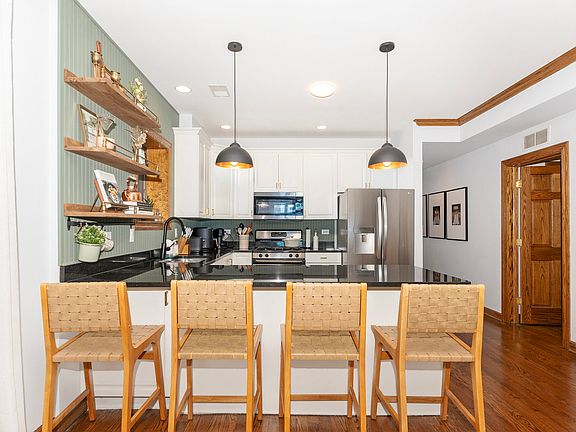 5th image of 10352 S Walden Pkwy APT 1F