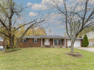 7877 Marywood Dr, Newburgh, IN 47630