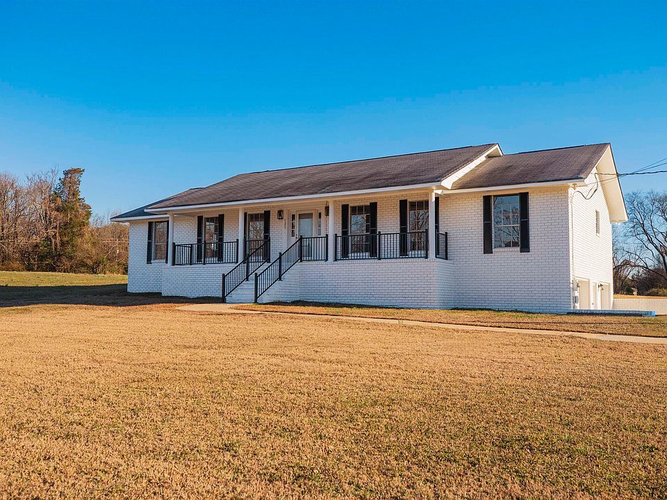 1st image of 121 9th St