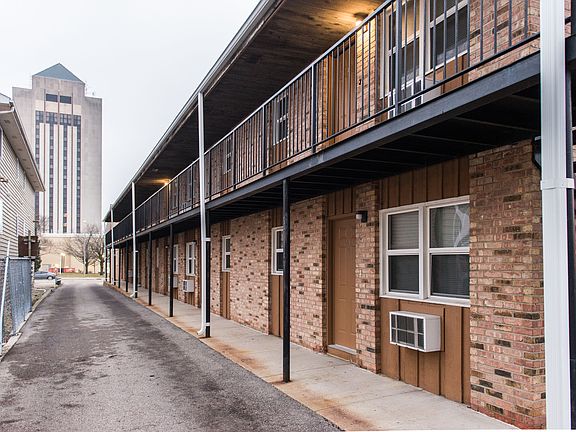 631LucindaSide2_03132020