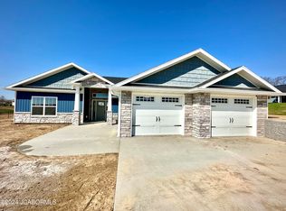 215 Carel Rd, Jefferson City, MO 65109