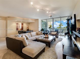 445 Grand Bay Dr APT 412, Key Biscayne, FL 33149