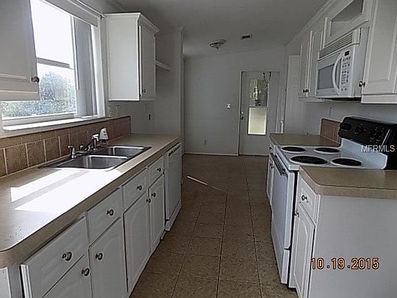 2nd image of 1522 Hemlock Ave