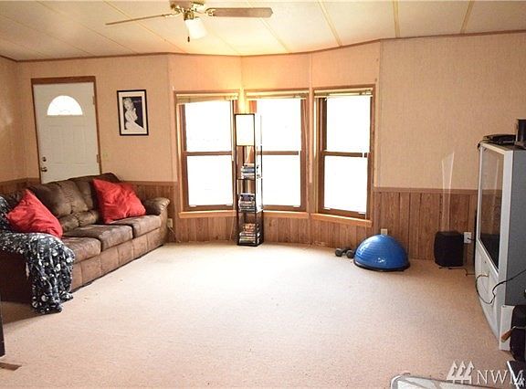 3rd image of 7714 18th Avenue Ct E