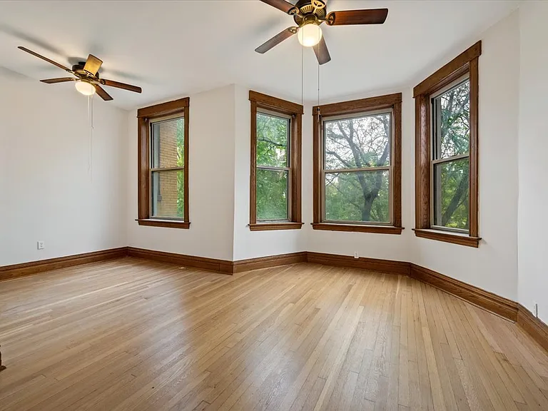 1518 N Kedzie Ave #2 — Photo 3