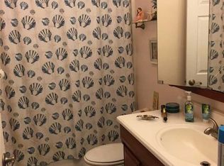 7 Lyons Creek Rd, Poquoson, VA 23662