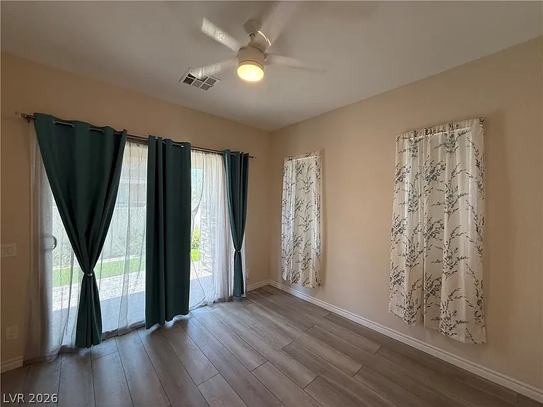 208 Bellini Peak Ave — Photo 6
