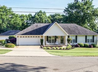 780 Cecile Dr, Oxford, AL 36203