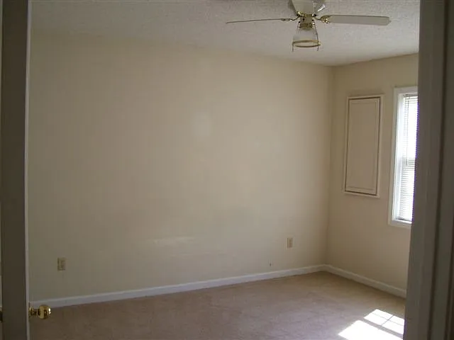 2 bed, 2.0 bath, $975 — Photo 3