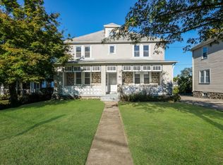 307 W Wayne Ave, Wayne, PA 19087