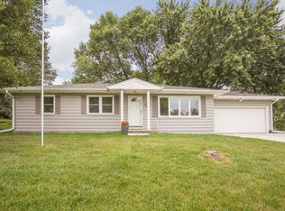 135 Crown Rd, Council Bluffs, IA 51503