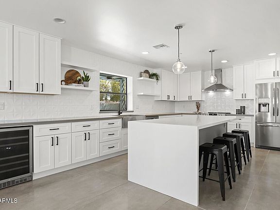 3rd image of 8302 E Mariposa Dr