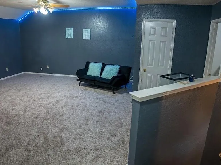 2324 Boardwalk Dr — Photo 8