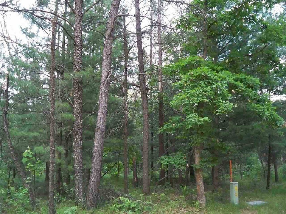 1st image of Woodland Ln