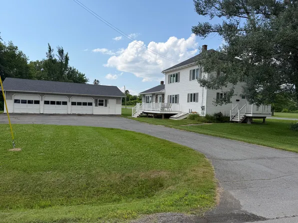 12 Pulcifur Road, Mapleton, ME 04757