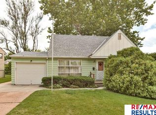 4625 Valley St, Omaha, NE 68106