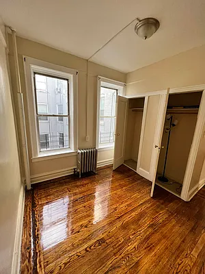 Rented by City Connections Realty | media 36