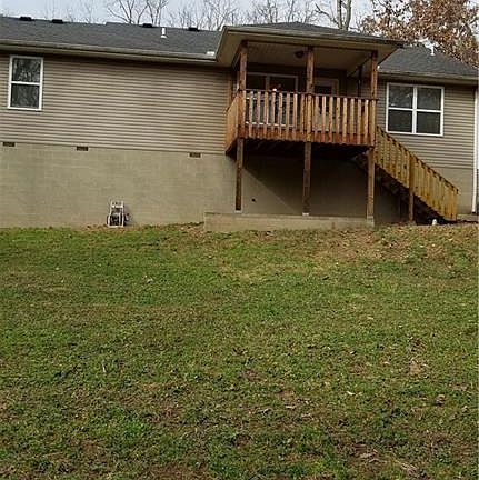 5th image of 97 Leicester Dr