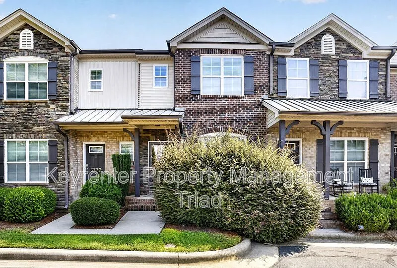 3779 Shadow Ridge Dr