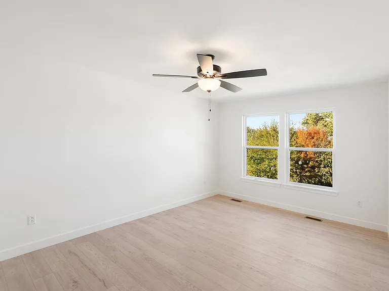 308 E Morgan St #C — Photo 12