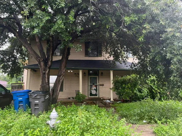 331 Thompson Pl, San Antonio, TX 78225