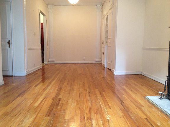 3rd image of 350 E 51st St APT 2B