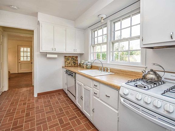 4th image of 4 Drury Ln