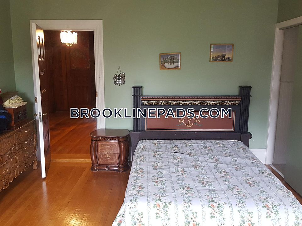 1st image of 210 Babcock St #2JJ
